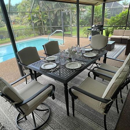 Pool Home With A New Sparkling Pool, Close To Beach, Lovely Lake View เนเปิลส์ ภายนอก รูปภาพ